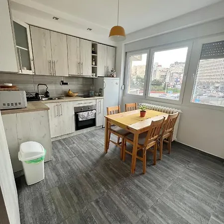 Comfortable In Hub * Belgrado