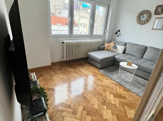 Comfortable In Hub Lägenhet